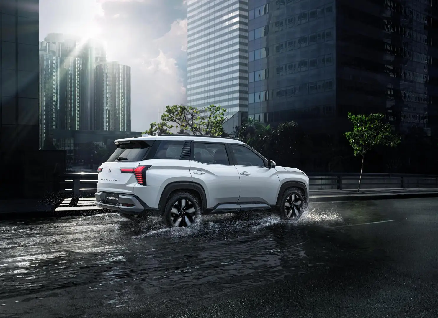 mức tiêu hao nhiên liệu mitsubishi destinator