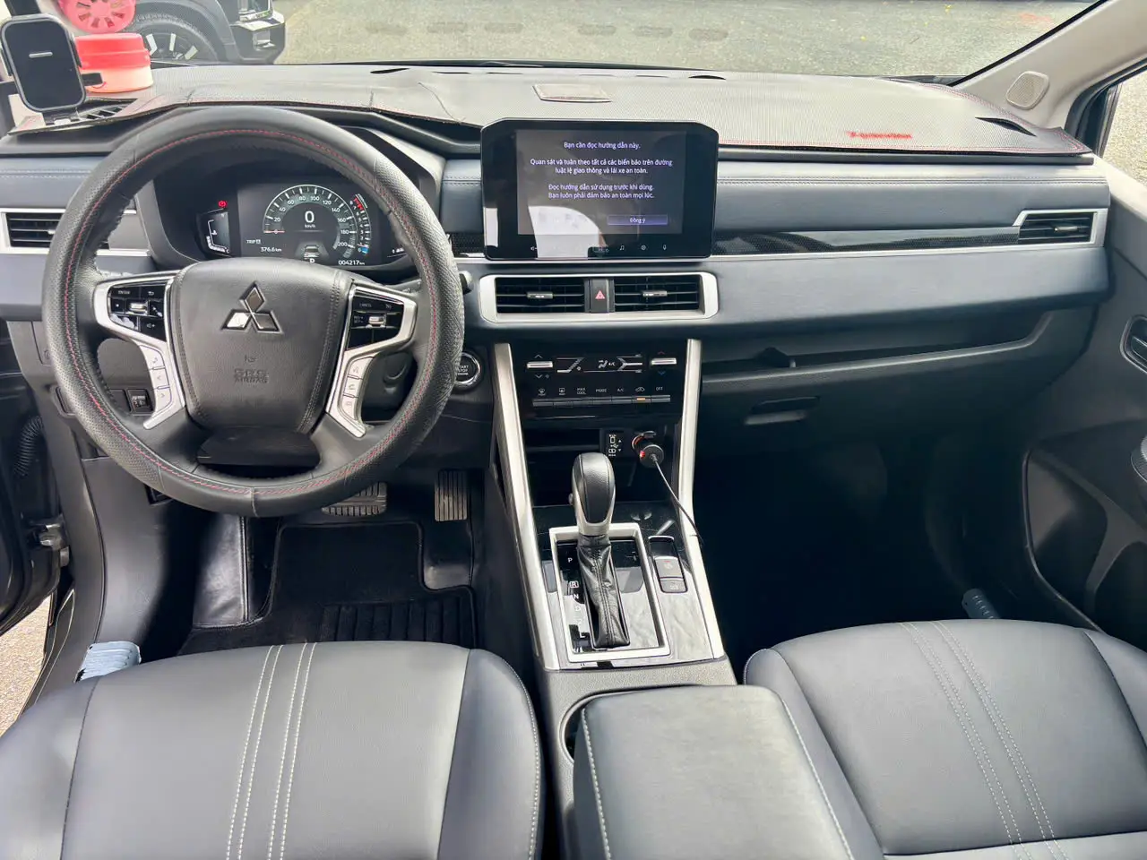 XPANDER CROSS 2025 NỘI THẤT